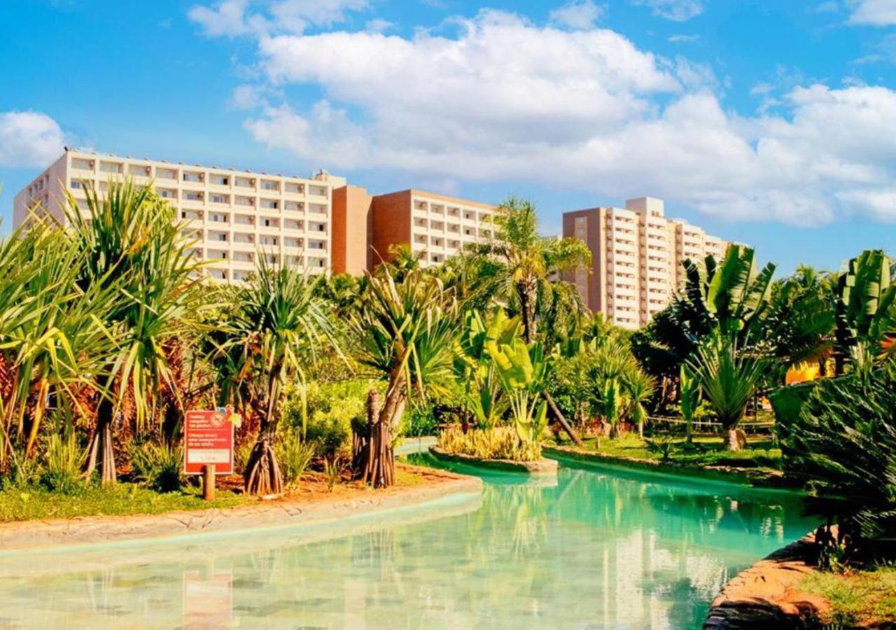 Hot Beach Resort Olímpia Exterior foto The River at Sunway Putra